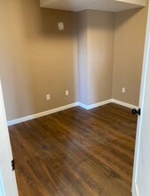 22351 St Anne Av in Maple Ridge, BC - Building Photo - Building Photo