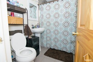 212 Arlington St in Watertown, MA - Building Photo