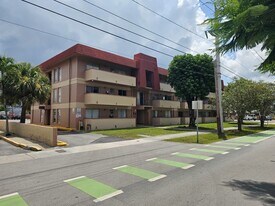 Terrace View Apartments in Miami, FL - Building Photo