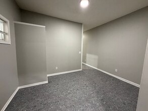 657 S 24th St in Louisville, KY - Building Photo - Building Photo