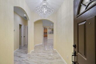8007 Berkely Ct in Baytown, TX - Building Photo - Building Photo