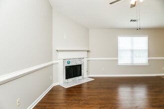 480 Cedarhurst Rd in Lawrenceville, GA - Building Photo - Building Photo