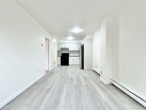88-11 53rd Ave in Queens, NY - Building Photo - Building Photo