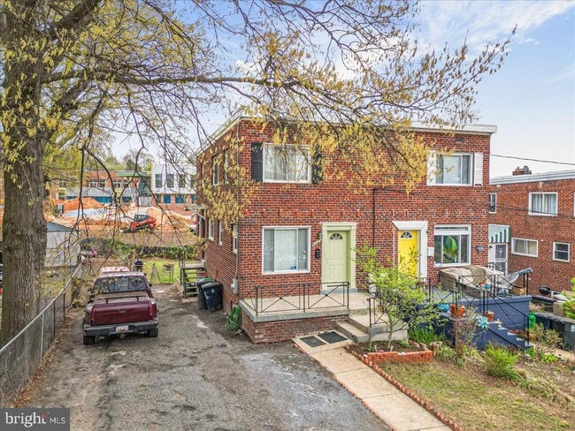 property at 5225 59th Ave