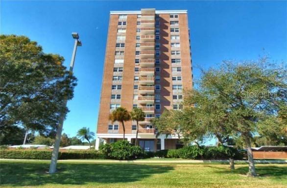 4015 Bayshore Blvd in Tampa, FL - Foto de edificio
