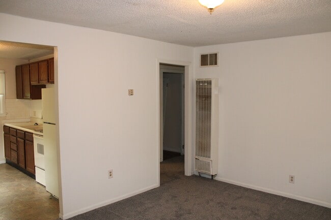 4407 E Bayley St in Wichita, KS - Building Photo - Building Photo