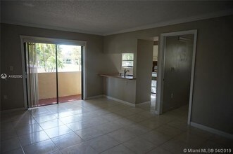 6346 SW 136th Ct-Unit -202-H in Miami, FL - Building Photo - Building Photo