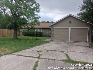 5918 Mystery Lake St in San Antonio, TX - Building Photo