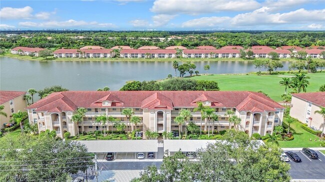 2720 Cypress Trace Cir in Naples, FL - Building Photo - Building Photo
