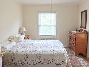 303 Ridge Ave in Evanston, IL - Building Photo - Building Photo
