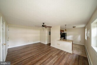 231 Sharpless St in West Chester, PA - Foto de edificio - Building Photo