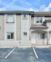 5795 NW 109th Ave in Doral, FL - Building Photo