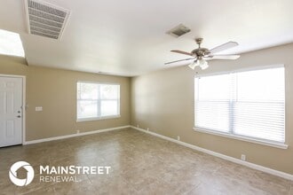 8130 Rosespur Park in Selma, TX - Building Photo - Building Photo