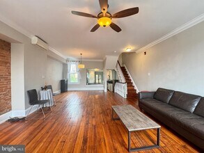 2232 Fairmount Ave in Philadelphia, PA - Building Photo - Building Photo