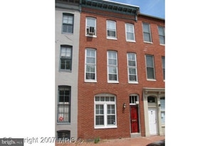 331 S Fremont Ave in Baltimore, MD - Building Photo