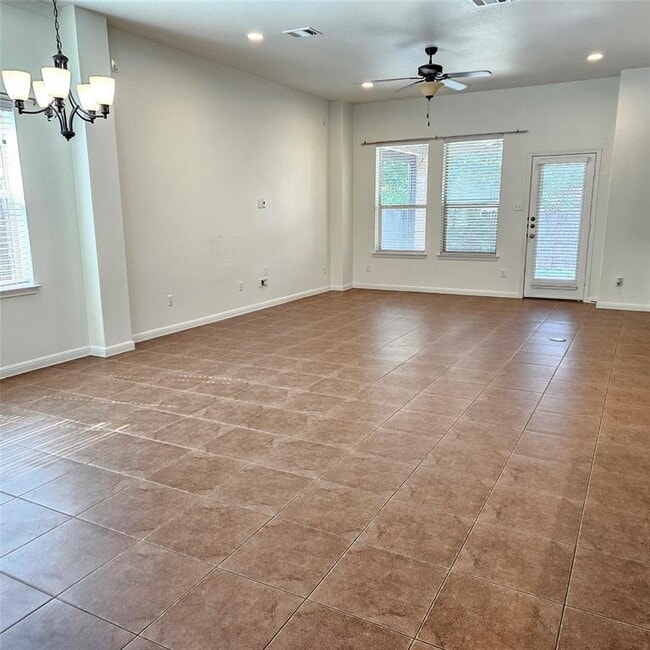 2487 Santa Barbara Loop in Round Rock, TX - Building Photo - Building Photo