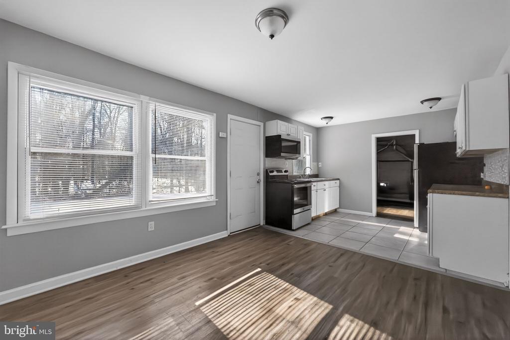 17 Bonnie Ln in Willingboro, NJ - Building Photo