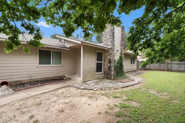 11908 Broad Oaks Dr in Austin, TX - Building Photo - Building Photo