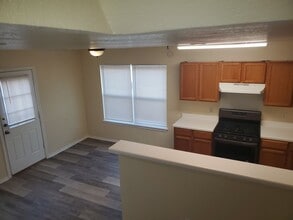 1020 Christopher Ave in Round Rock, TX - Building Photo - Building Photo