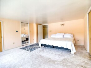 24304 N Patuxent Beach Rd in California, MD - Building Photo - Building Photo