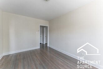 2645 N Spaulding Ave in Chicago, IL - Building Photo - Building Photo