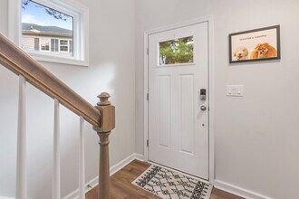 214 Maidstone Trail in Charlotte, NC - Building Photo - Building Photo