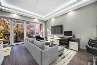 1446 W Chestnut St in Chicago, IL - Building Photo - Building Photo