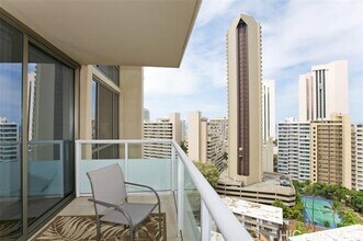 1551 Ala Wai Blvd in Honolulu, HI - Building Photo - Building Photo