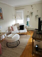 15 Bemis Rd, Unit Apt #1 in Wellesley, MA - Building Photo - Building Photo