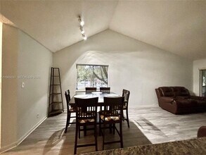 9081 SW 138th Pl in Miami, FL - Building Photo - Building Photo