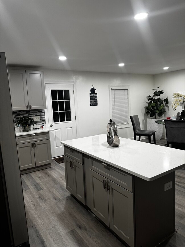 78 Fiske St in Southbridge, MA - Building Photo - Building Photo