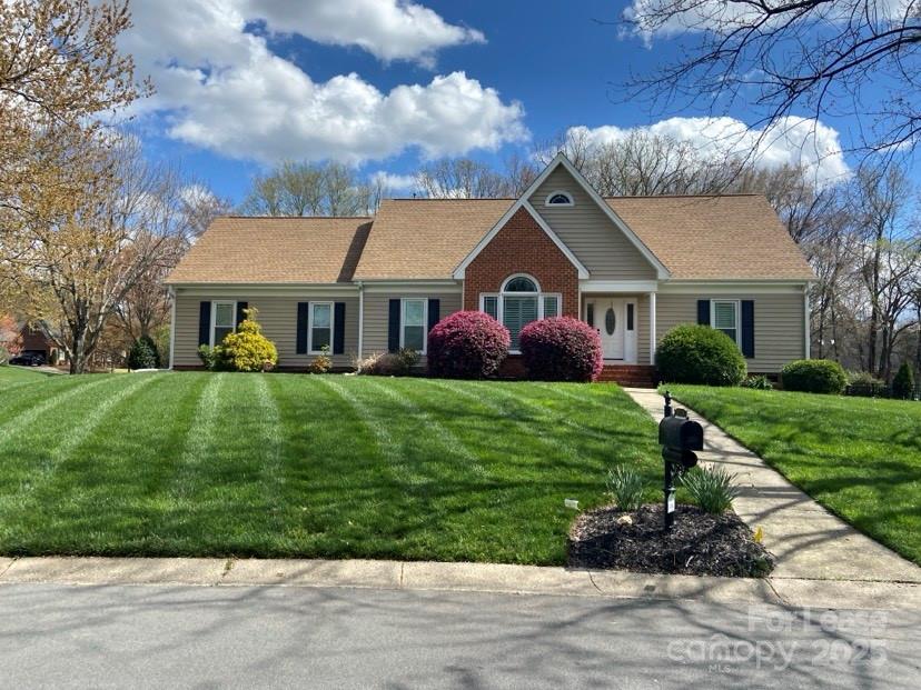 10701 Maryfield Ln in Charlotte, NC - Building Photo