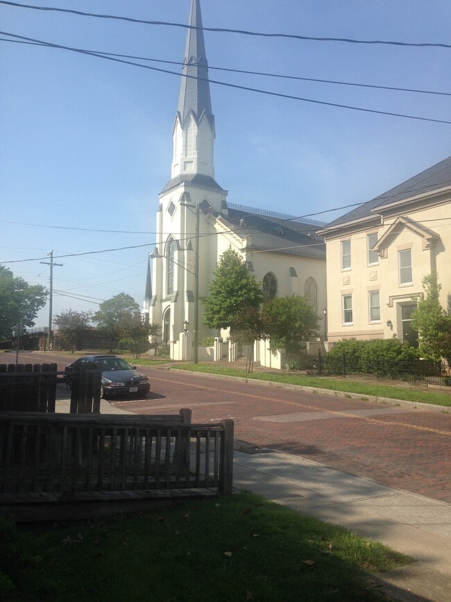 713-715 Clay St in Lynchburg, VA - Building Photo - Building Photo