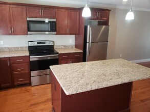 5 Twin Ponds Dr in Middleboro, MA - Foto de edificio - Building Photo