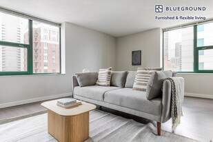 77 W Huron St, Unit SI FL9-ID1217 in Chicago, IL - Building Photo