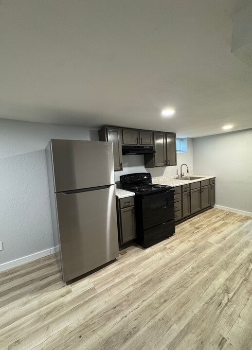 1053 Huey St in South Bend, IN - Building Photo