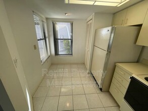 4626 SE 5th Pl in Cape Coral, FL - Building Photo - Building Photo