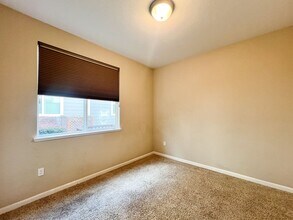 2175 Eva St in Napa, CA - Building Photo - Building Photo