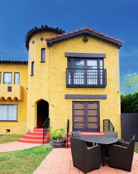 738 N La Jolla Ave, Unit 738