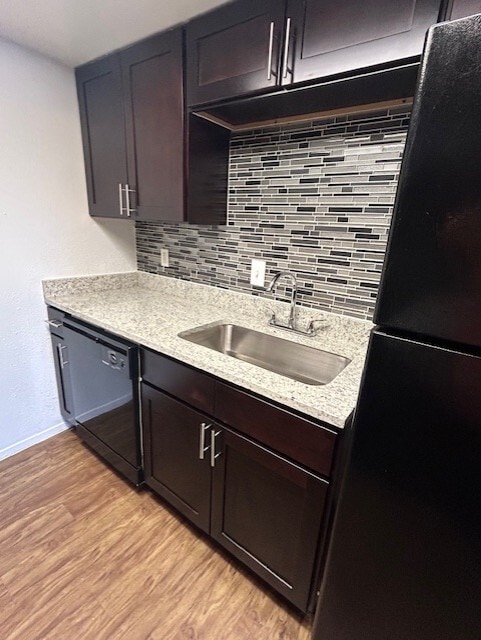 Westlake Gardens & Bella Terra Apartments in White Settlement, TX - Foto de edificio