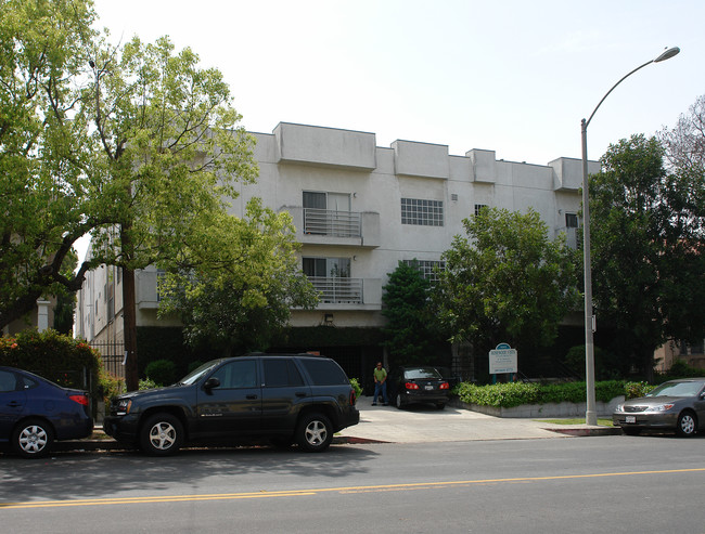 Rosewood Vista Apartments in Los Angeles, CA - Building Photo - Building Photo