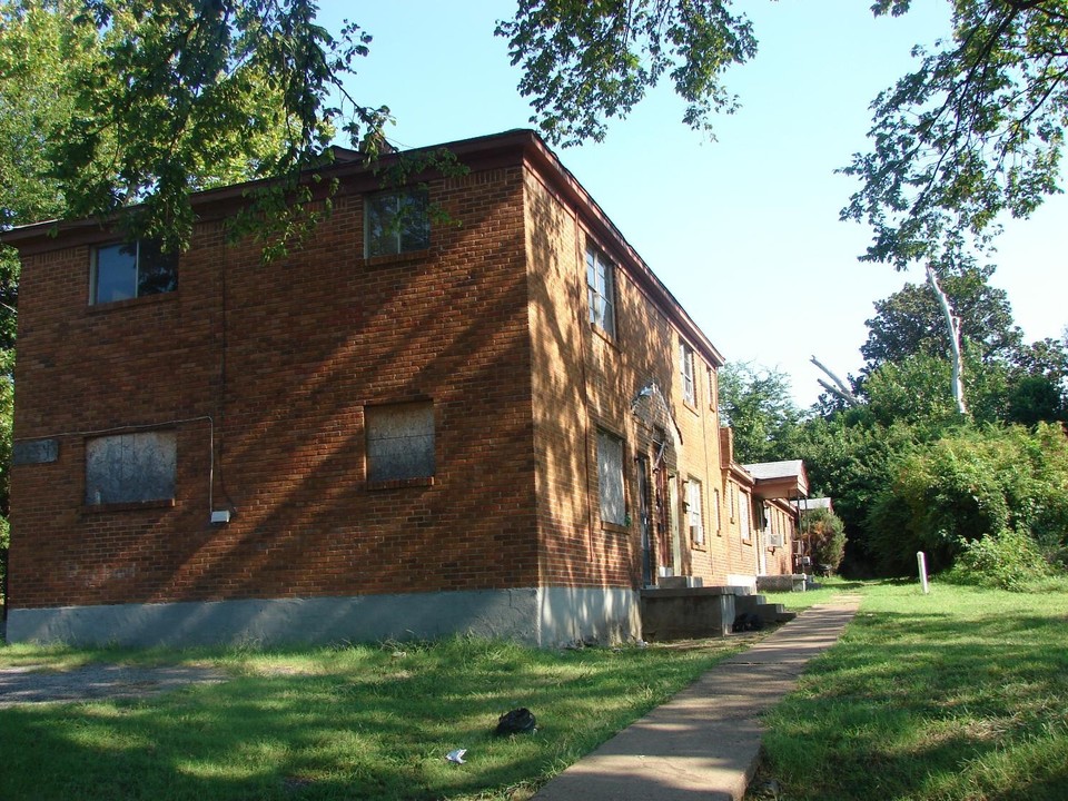 1734 Hunter Ave in Memphis, TN - Foto de edificio