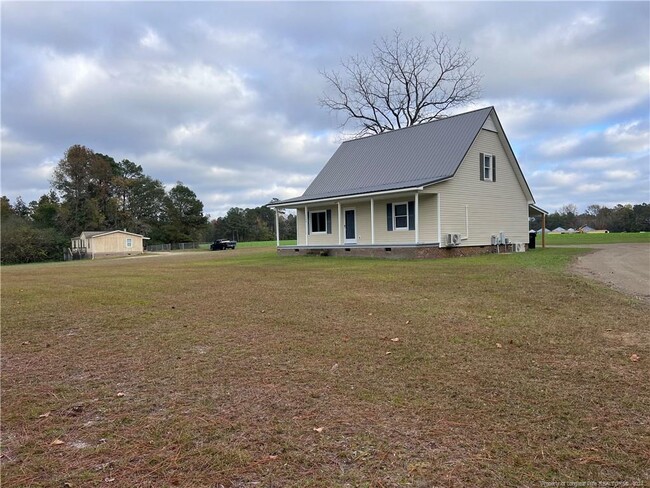 1205 Sanders Rd in Sanford, NC - Building Photo - Building Photo