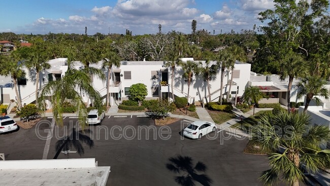 315 Timber Lake Dr in Bradenton, FL - Foto de edificio - Building Photo