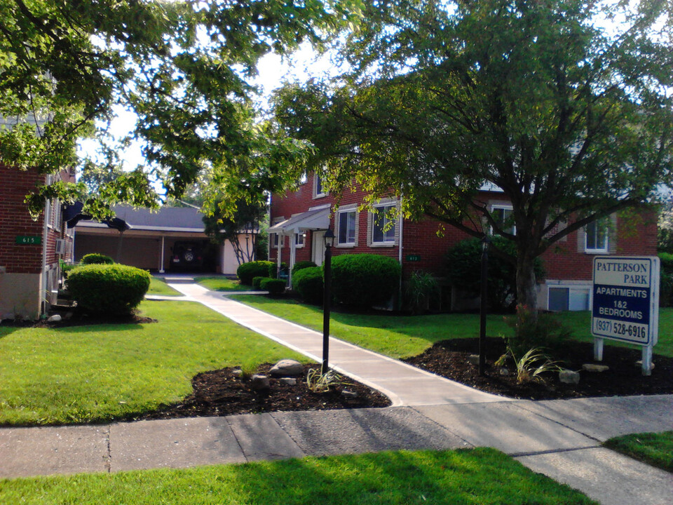610 Hampshire Rd in Dayton, OH - Building Photo