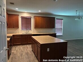 3711 Lazy Diamond in Selma, TX - Building Photo - Building Photo
