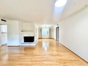 4025 Hancock Dr in Sacramento, CA - Building Photo - Building Photo