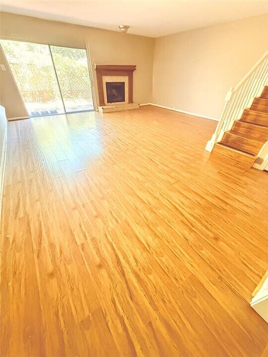 1847 Sherwood Forest St in Houston, TX - Building Photo
