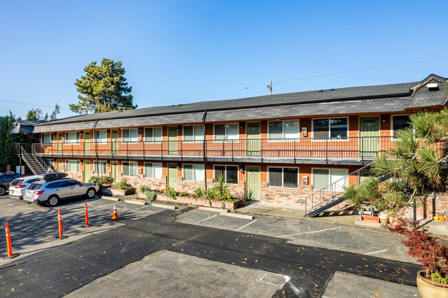 2133-2165 NE Weidler St in Portland, OR - Building Photo - Building Photo