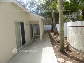 9800 NW 2nd Ct in Plantation, FL - Building Photo - Building Photo